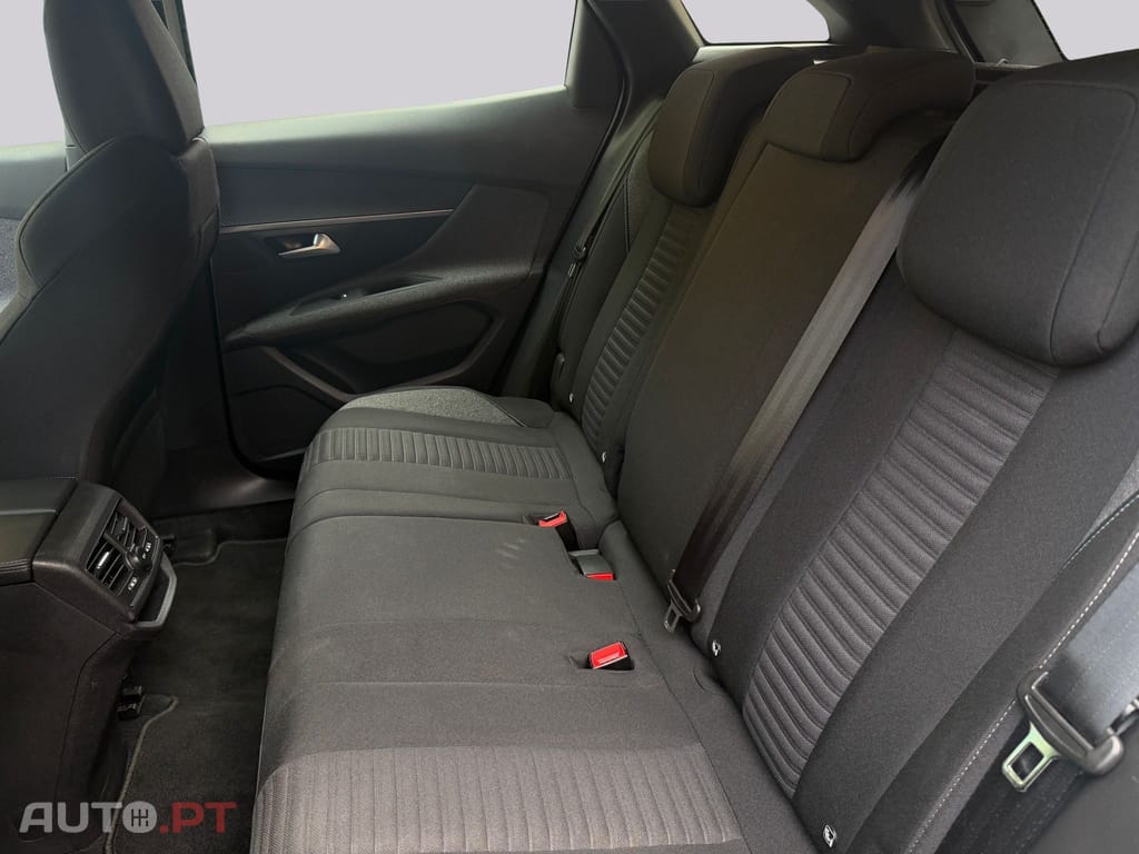 Peugeot 3008 1.2 PureTech Active Pack