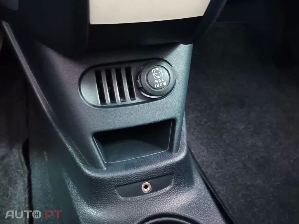 Ford KA 1.2 Titanium X