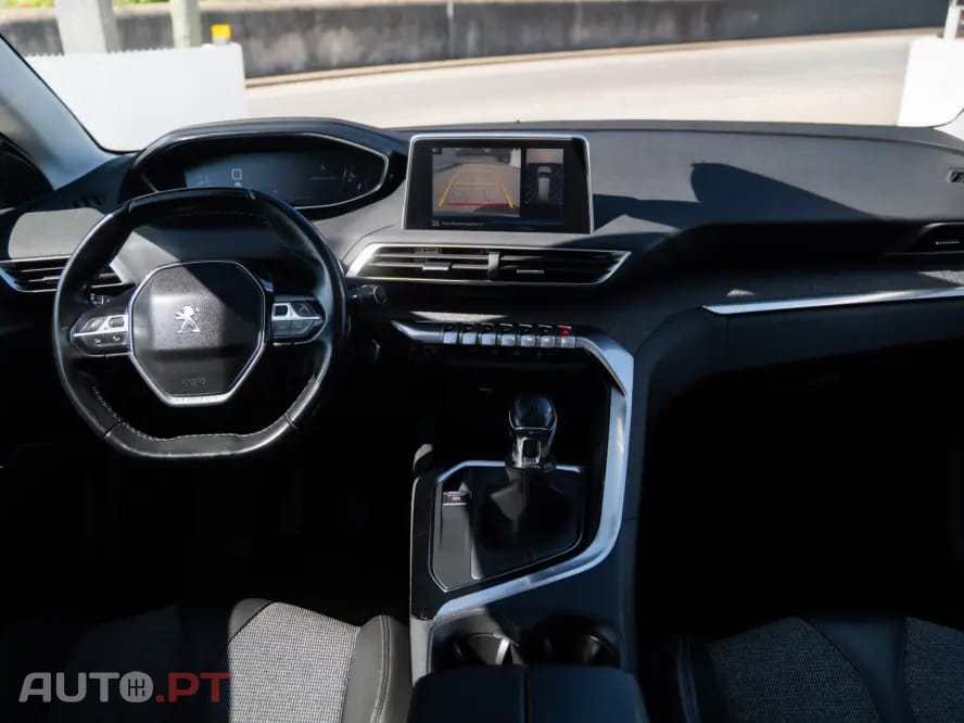 Peugeot 5008 1.5 BlueHDi Allure Pack