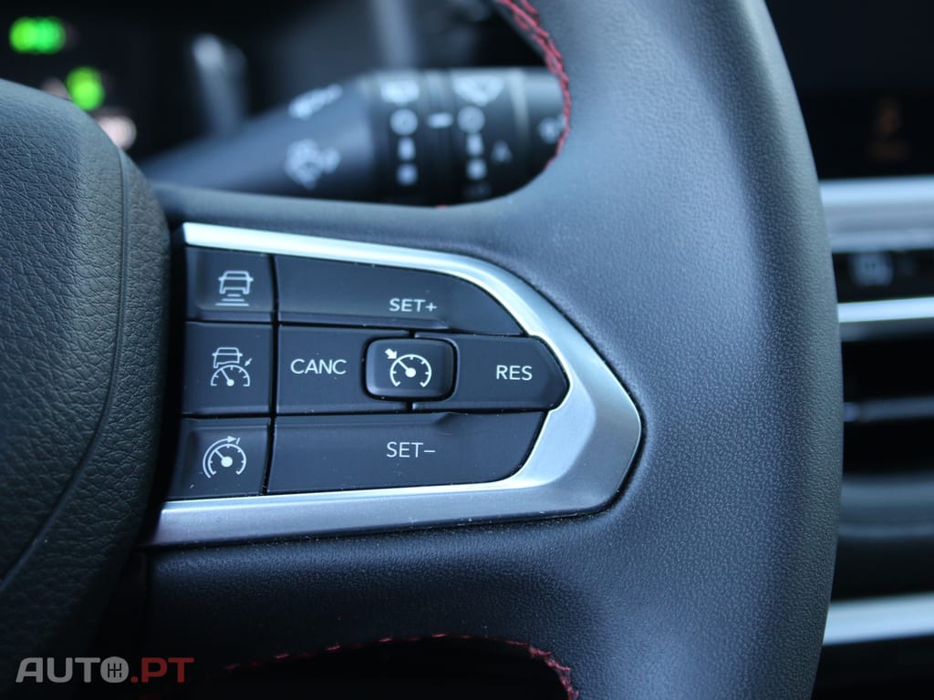 Jeep Compass 1.3 TG 4Xe Trailhawk