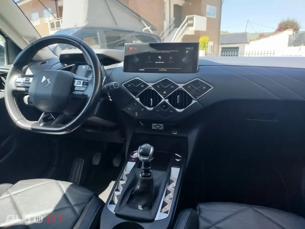 DS DS3 PureTech 100 PERFORMANCE LINE