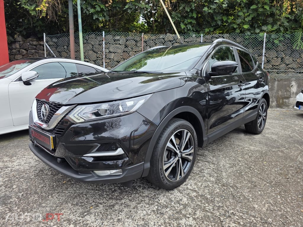 Nissan Qashqai 1.5 dCi N-Connecta J18