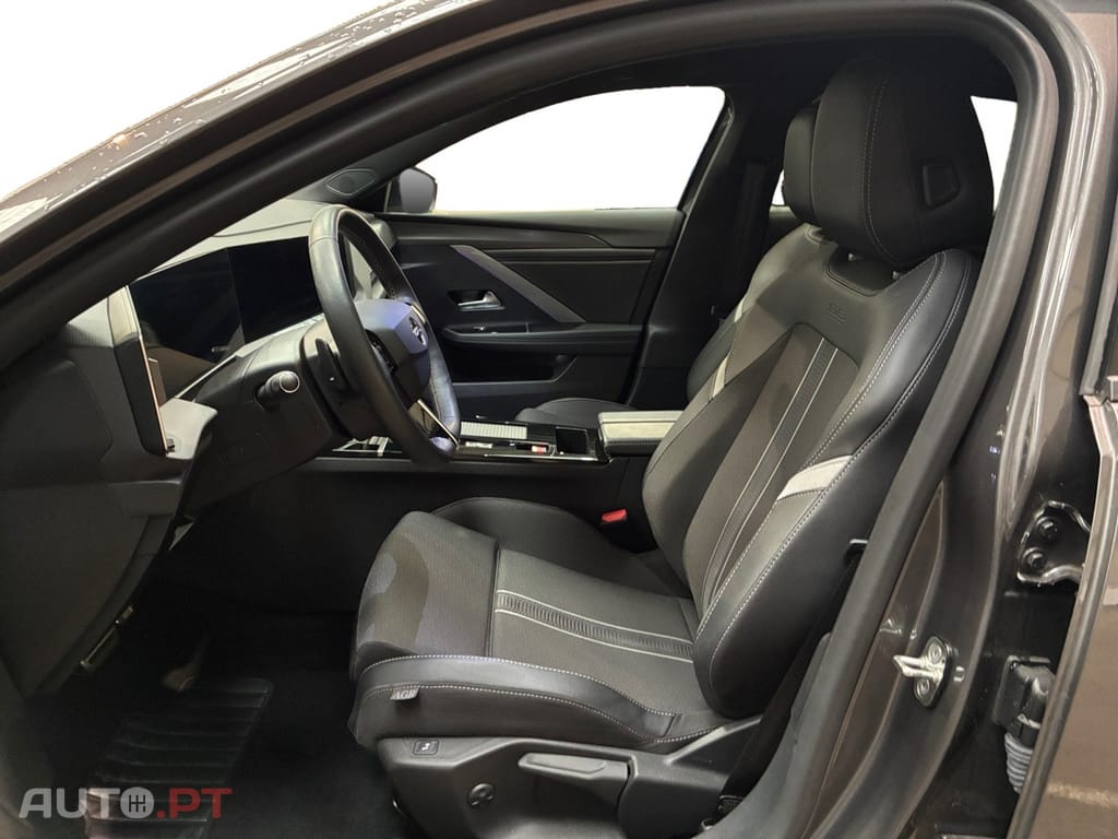 Opel Astra 1.6 T PHEV GSe