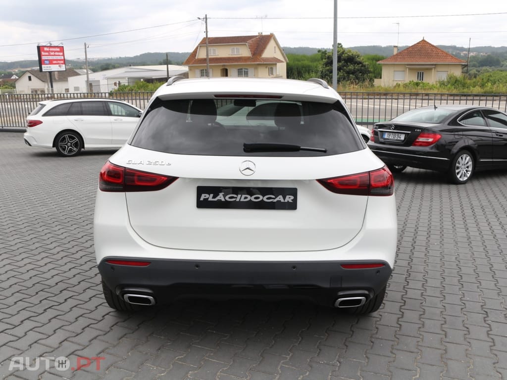 Mercedes-Benz GLA 250 e Progressive