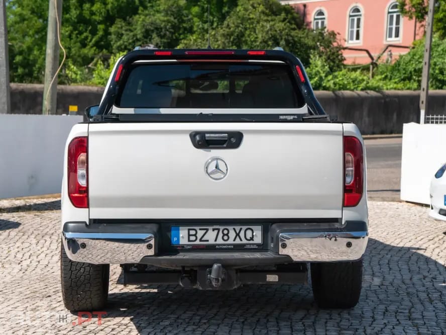 Mercedes-Benz X d Power 4-Matic