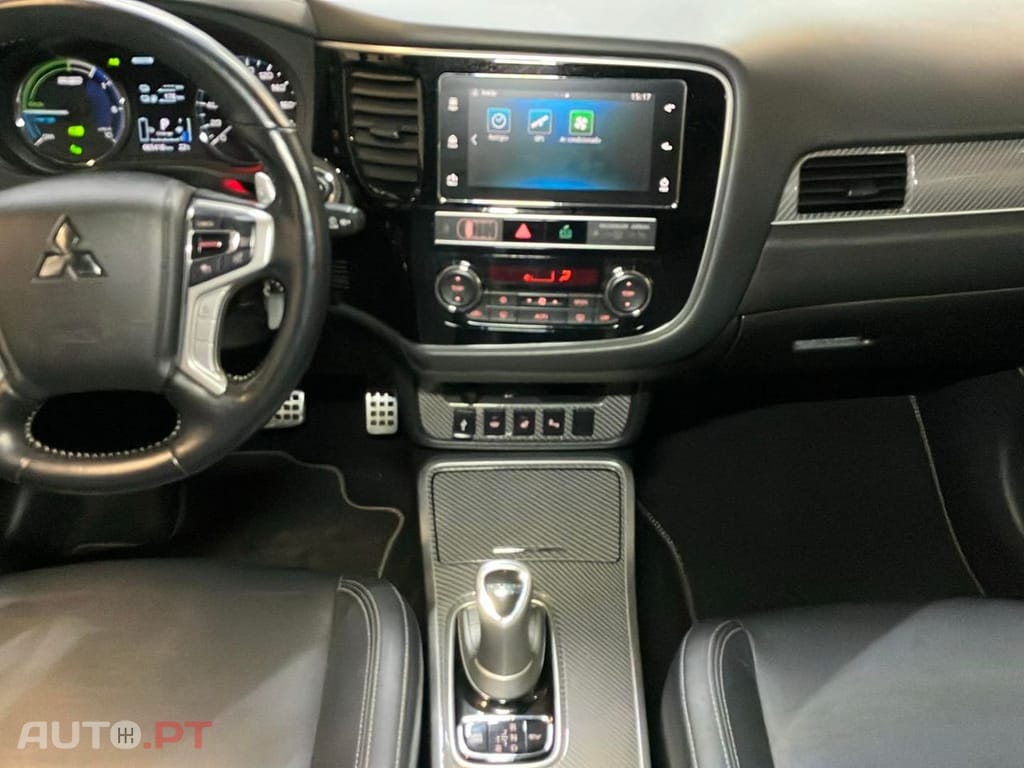 Mitsubishi Outlander 2.4 PHEV Instyle