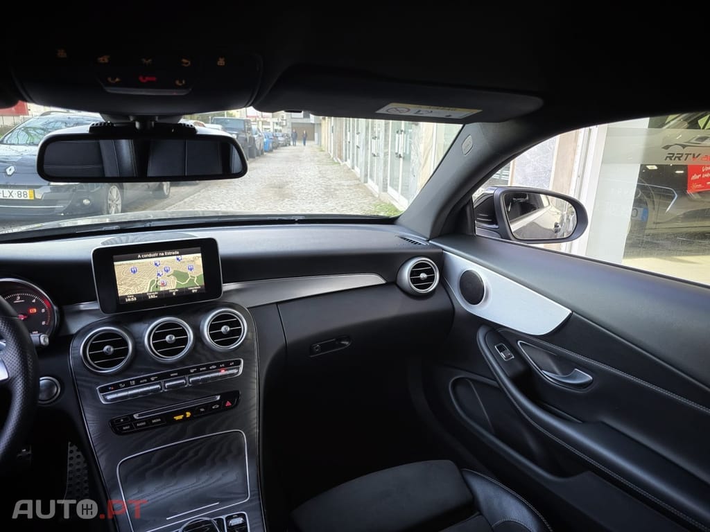 Mercedes-Benz C 220 d Coupe 9G-TRONIC AMG Line