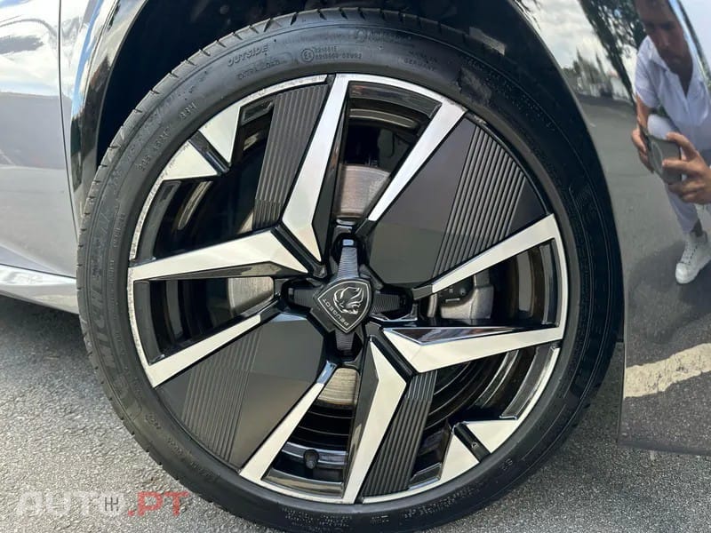 Peugeot E-208 50 kWh GT Pack