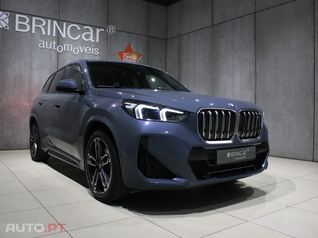 BMW iX1 xDrive30 Pack Desportivo M