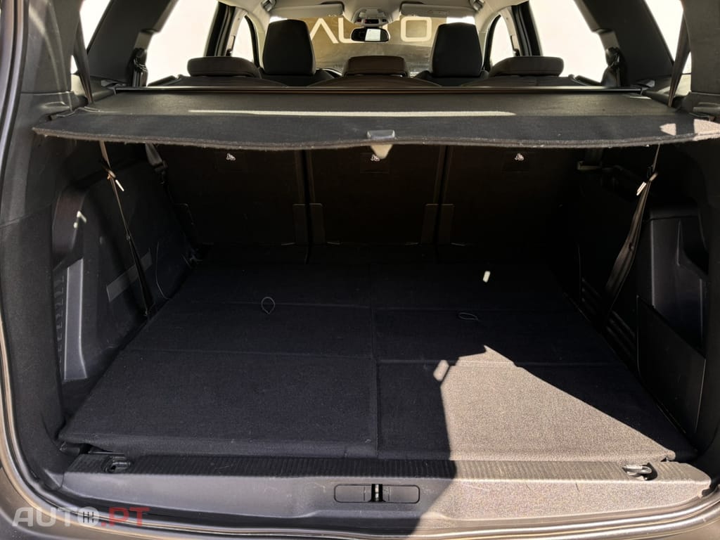 Peugeot 5008 1.5 BlueHDi Allure EAT8