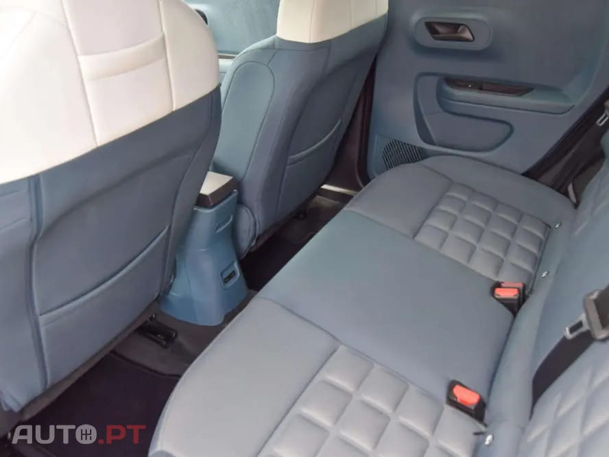 Fiat Grande Panda 1.2 Hybrid La Prima eDCT
