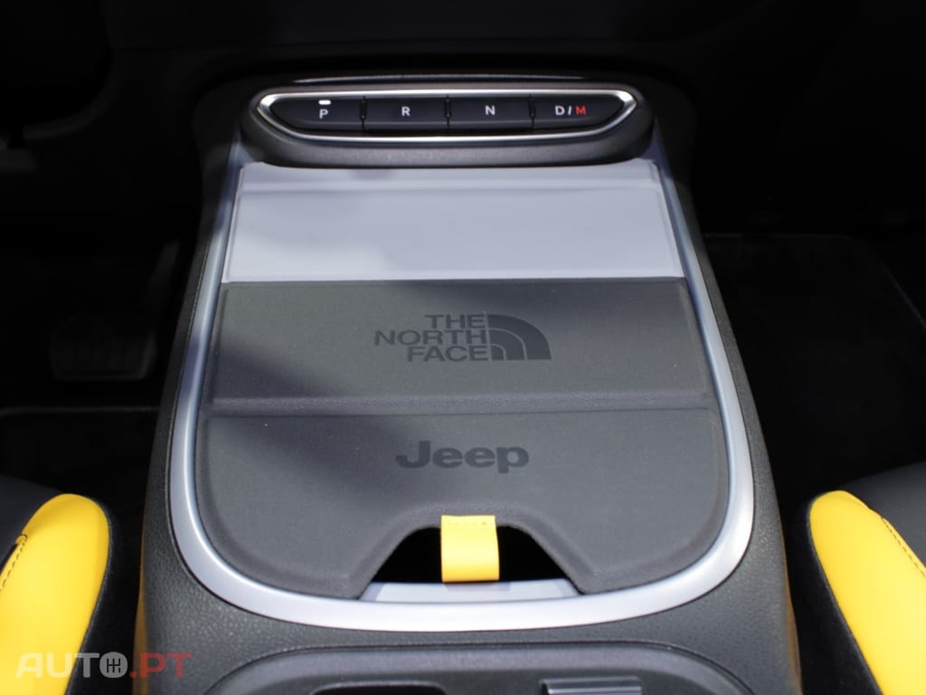 Jeep Avenger 1.2 4xe HIBRIDO MHEV eAWD NORTH FACE EDIÇÃO LIMITADA ONE OF 4806