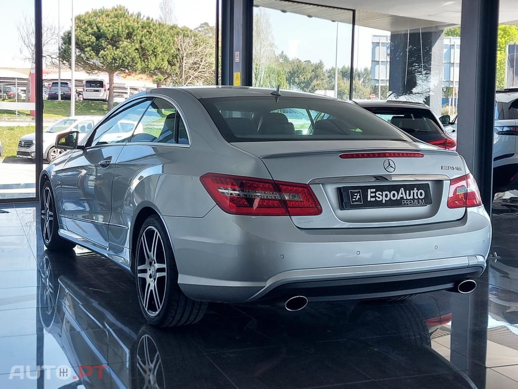 Mercedes-Benz E 220 CDI Avantgarde BlueEfficiency