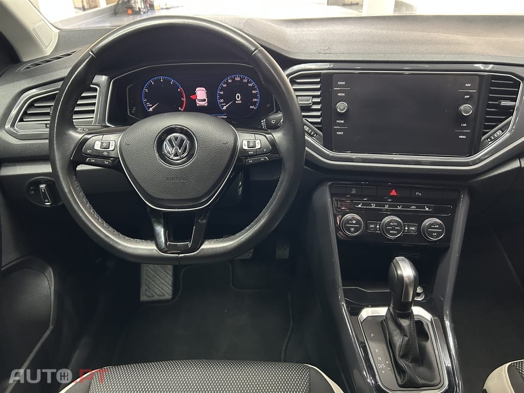 Volkswagen T-Roc 1.5 TSI Sport DSG