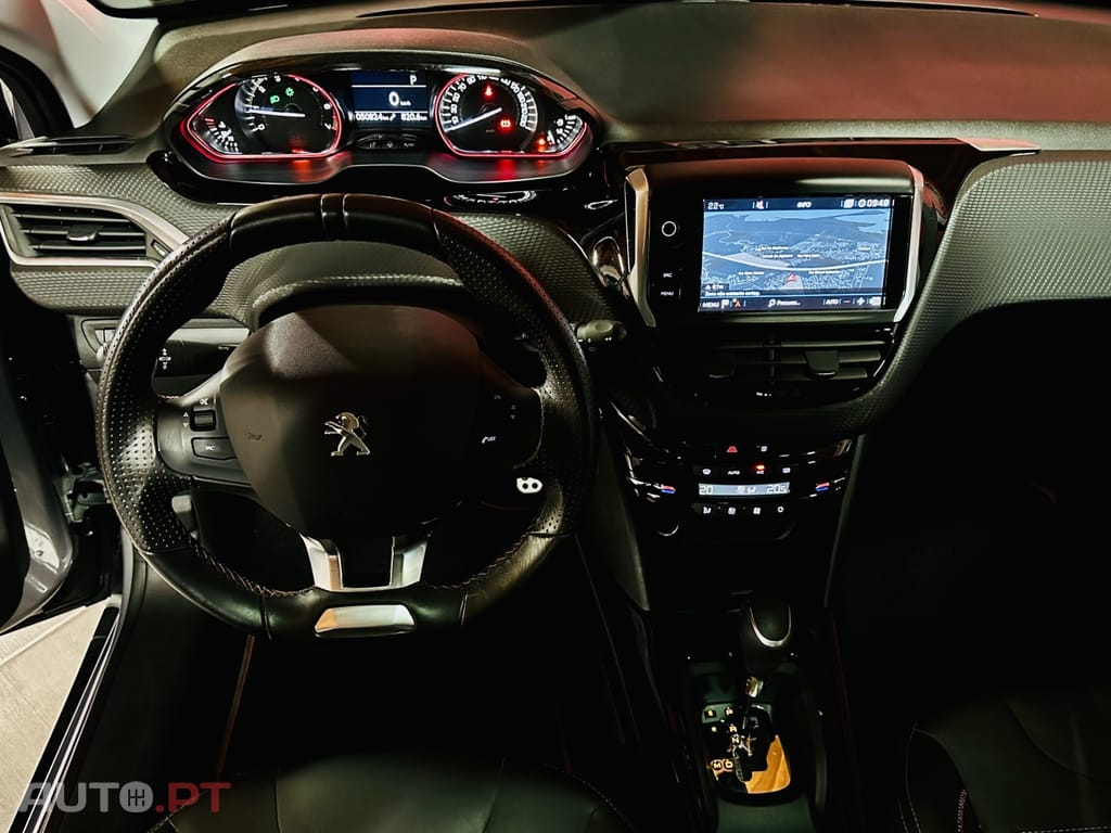 Peugeot 2008 1.2 PureTech GT Line EAT6