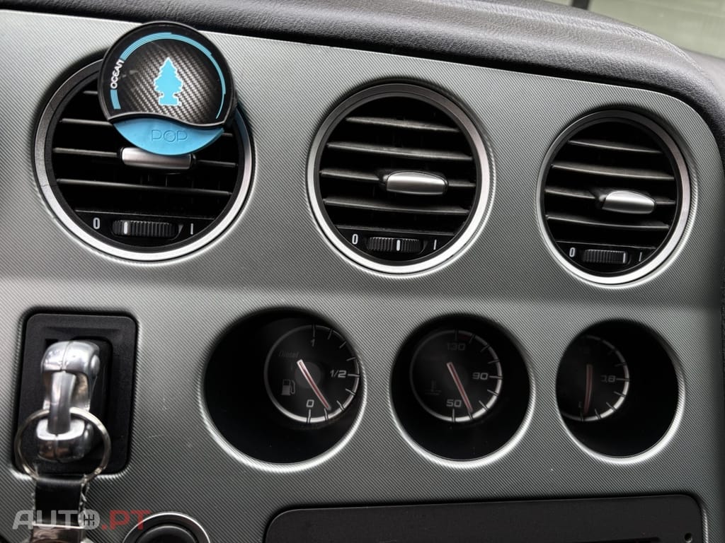 Alfa Romeo 159 1.9 JTD 16V Distinctive — fotografia 17