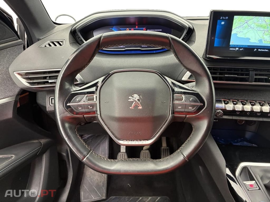Peugeot 5008 1.2 PureTech Allure EAT8