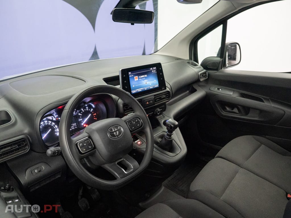 Toyota Proace City 1.5D L2 Exclusive