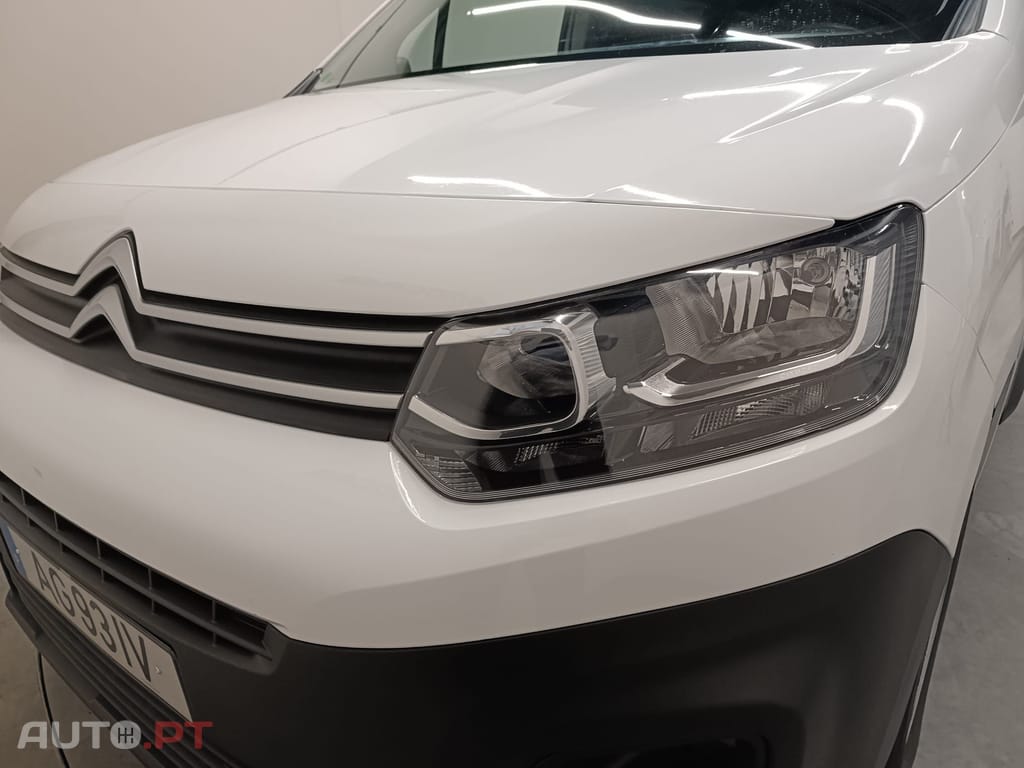 Citroen Berlingo 1.5 BlueHDI XL Longa (3 LUG)