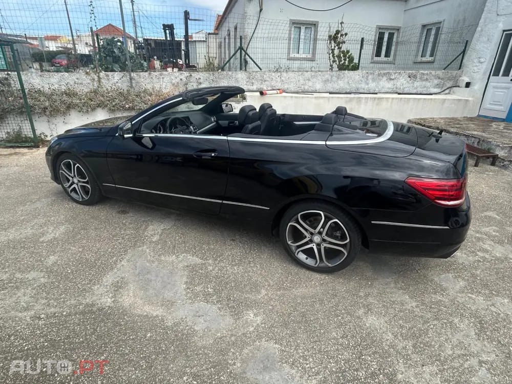 Mercedes-Benz E 220 BlueTEC Auto