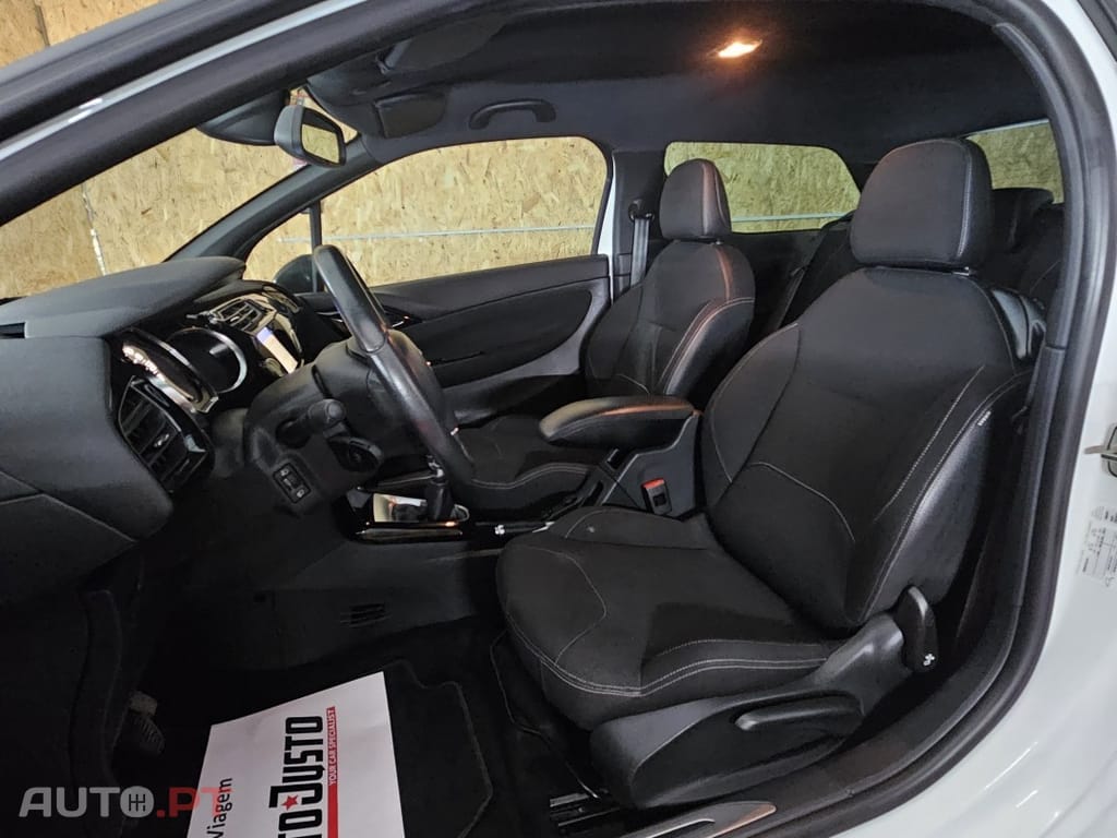 Citroen DS3 1.2 VTi So Chic