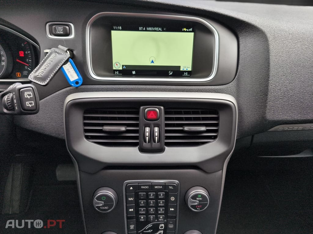 Volvo V40 Cross Country 2.0 D2 Momentum Geartronic