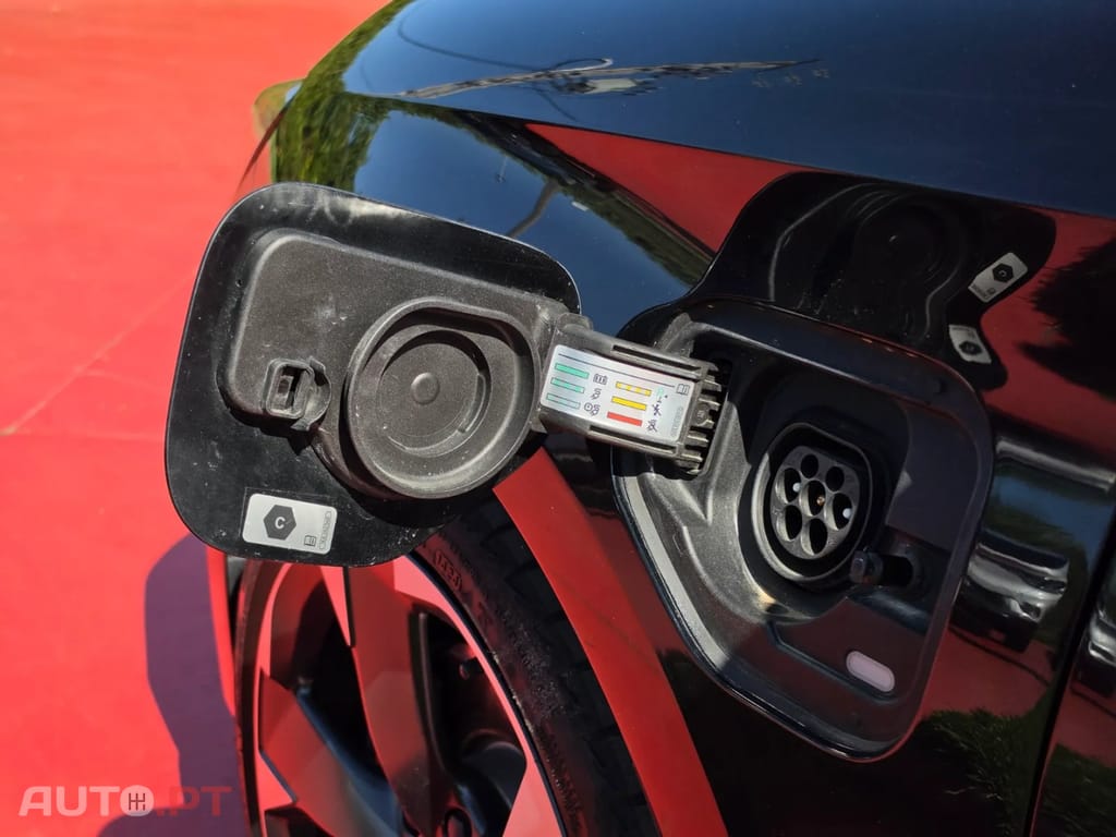 Cupra Leon ST 1.4 e-Hybrid MID DSG