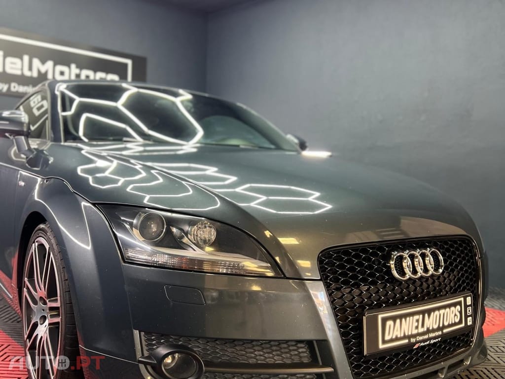 Audi TT 2.0 TDI quattro S-line