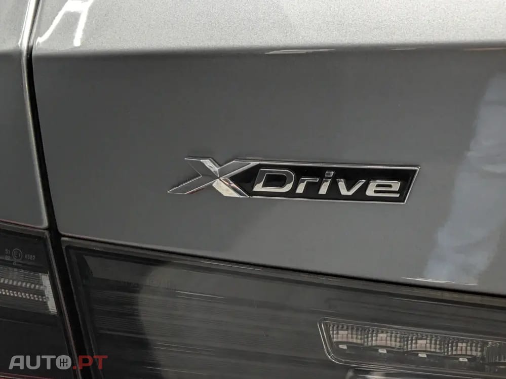 BMW 320 e Pack Desportivo M Auto