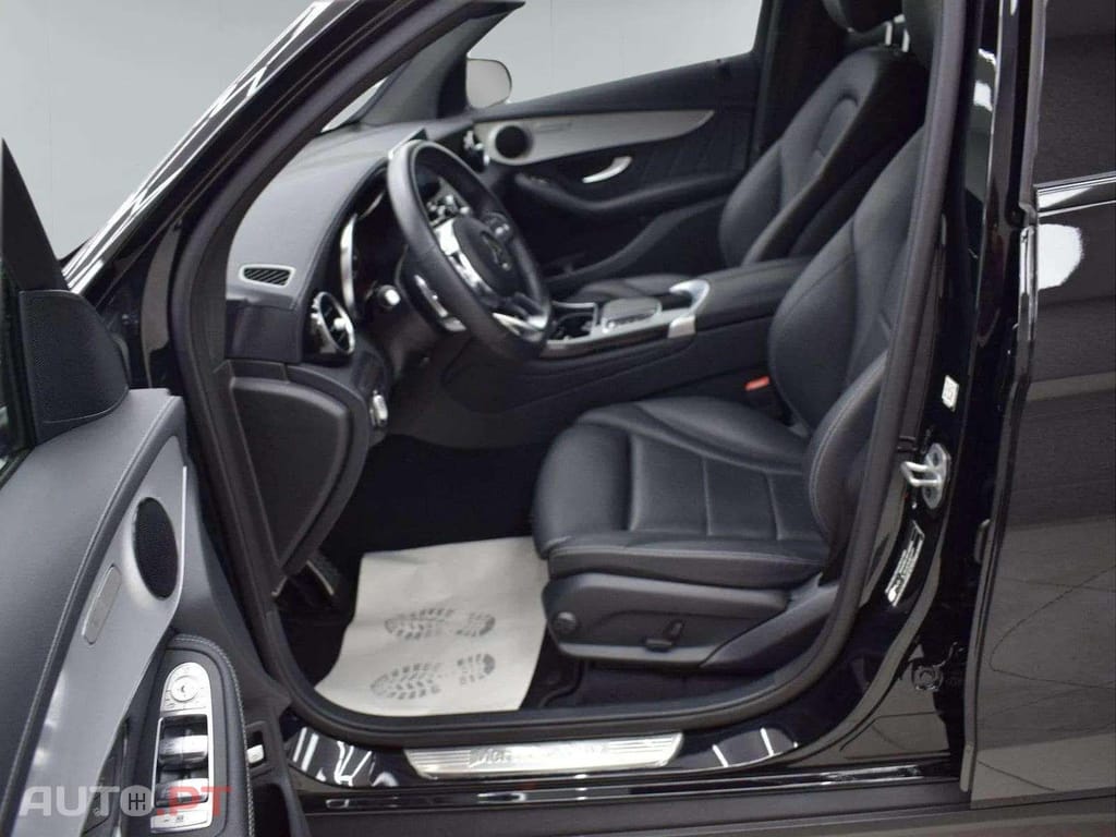 Mercedes-Benz GLC 300 e 4M Coupé AMG Pack  Night