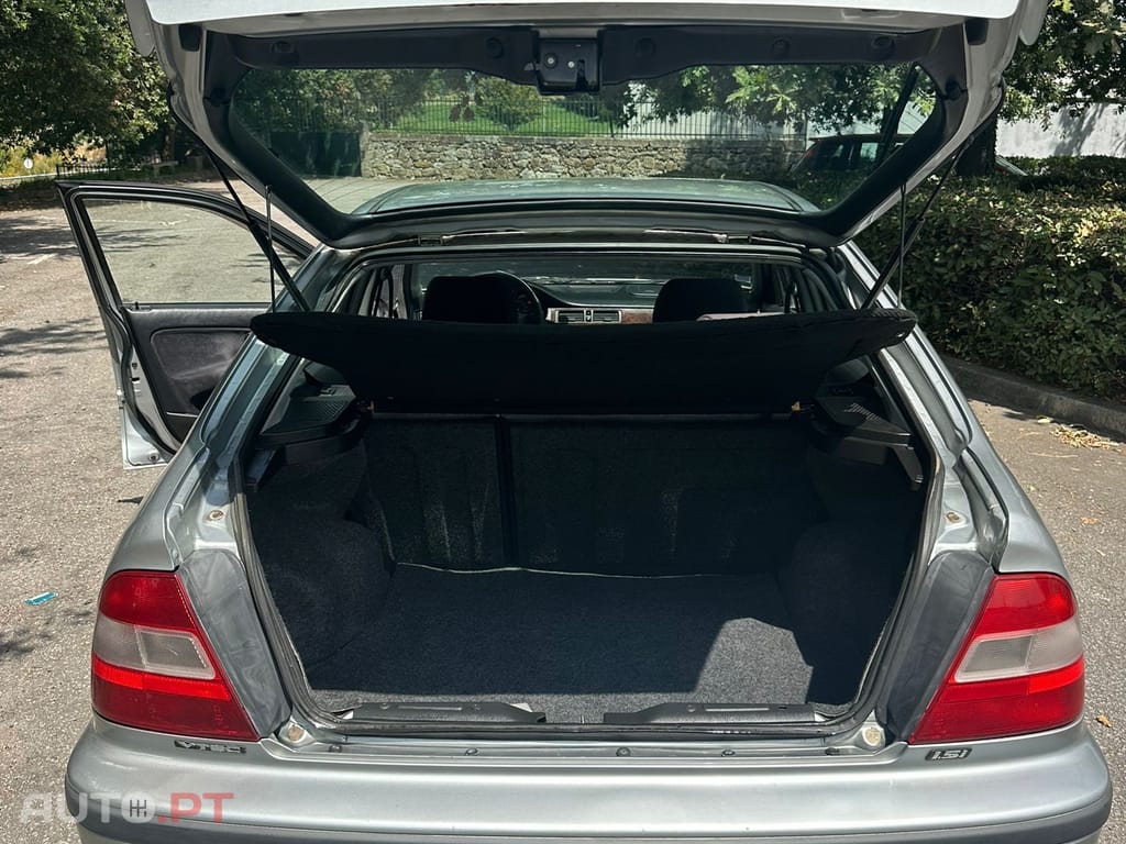 Honda Civic 1.5i LS