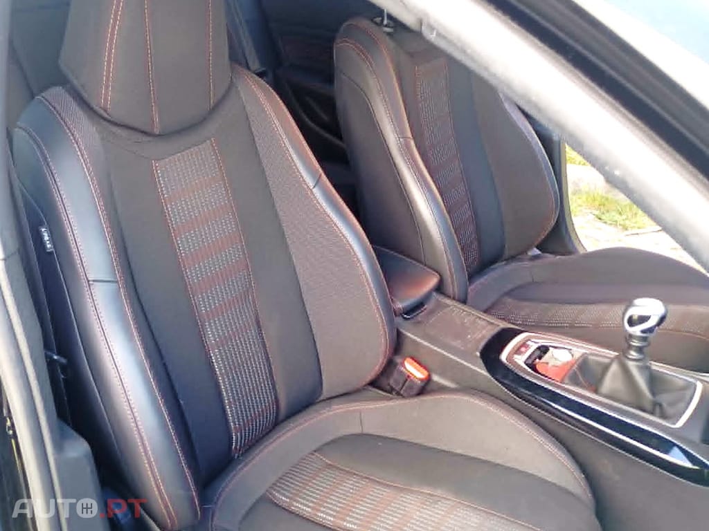 Peugeot 308 1.2 PureTech 130 Stop & Start GT-Line Edition - Caixa Manual de 6 Velocidades-Ano: 2019