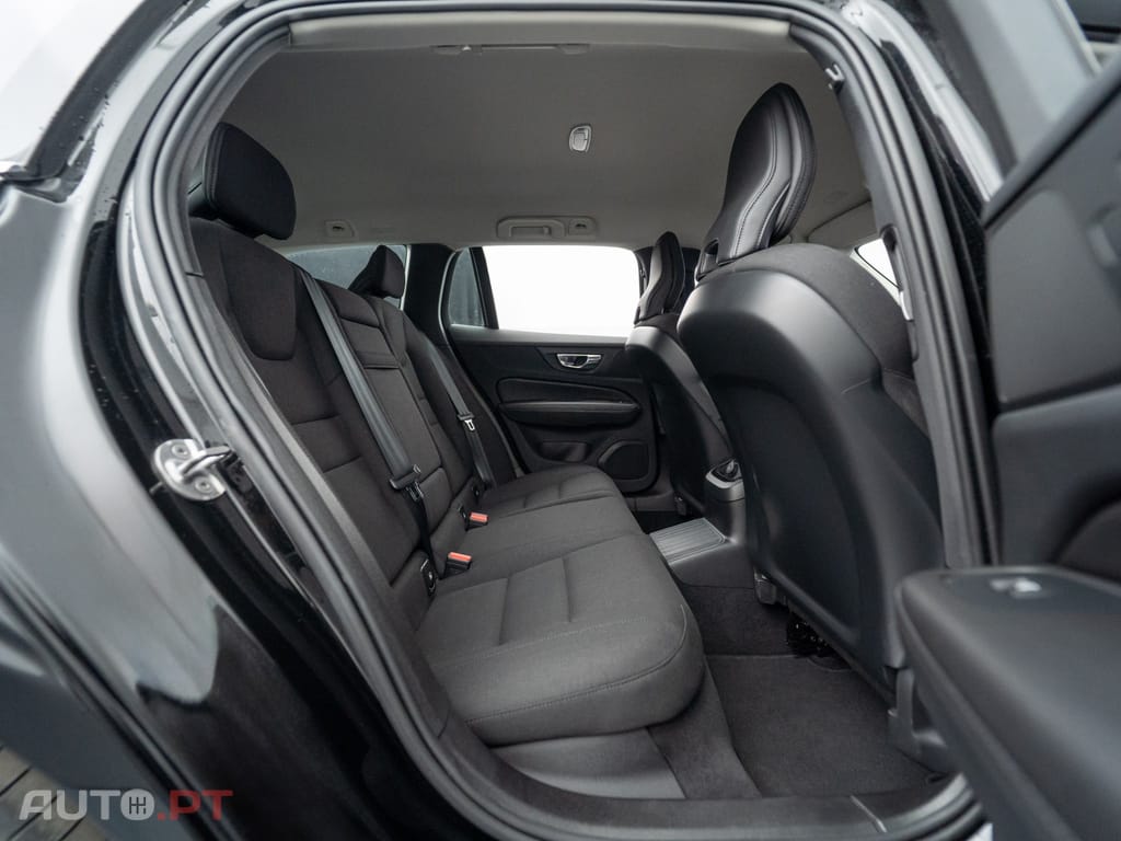 Volvo V60 2.0 T6 AWD TE Inscription Expression
