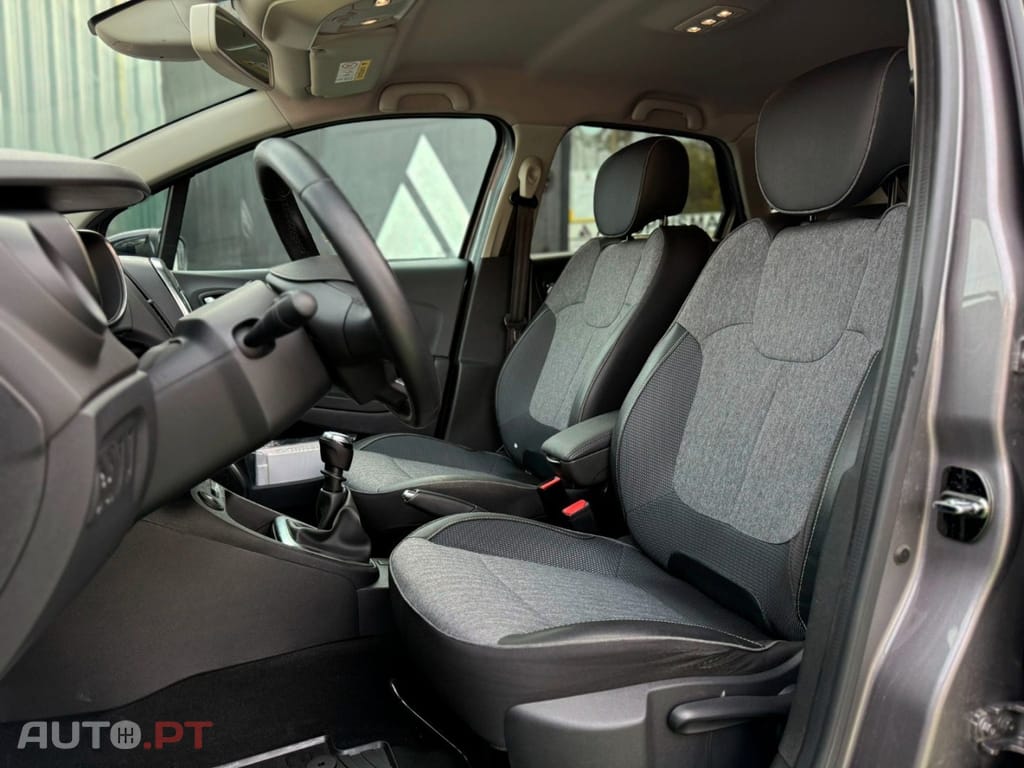 Renault Captur 1.2 TCe Initiale Paris