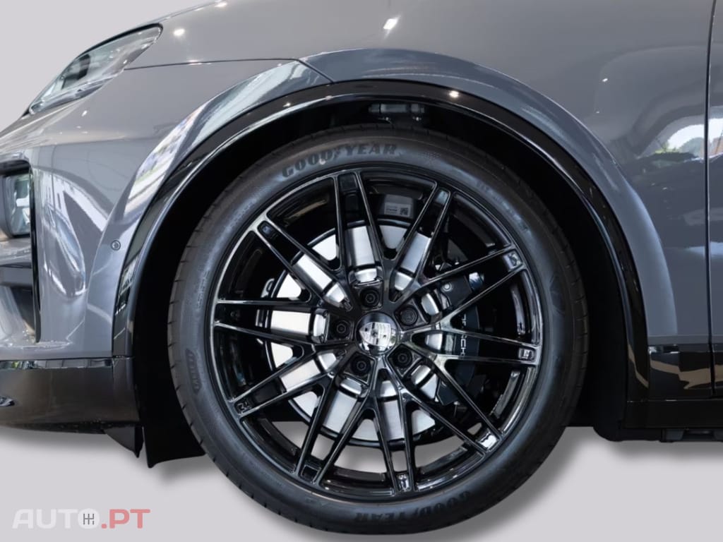 Porsche Macan Turbo  I.V.A DEDUTÍVEL