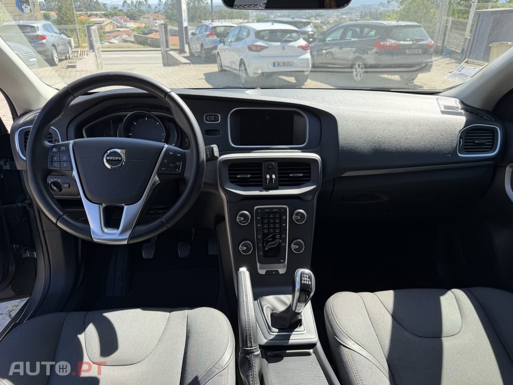 Volvo V40 Cross Country 2.0 D3 Plus