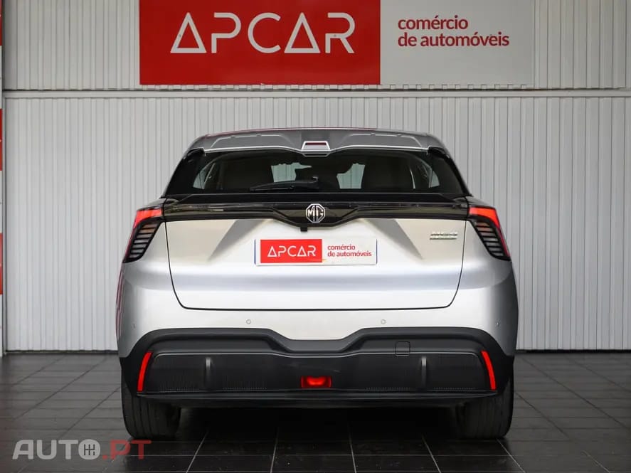 MG MG4 51 kWh Standard