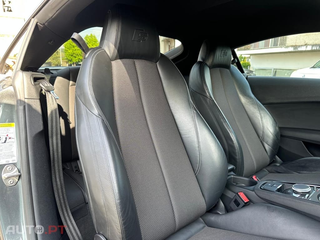 Audi TT 2.0 TFSI S-line S tronic