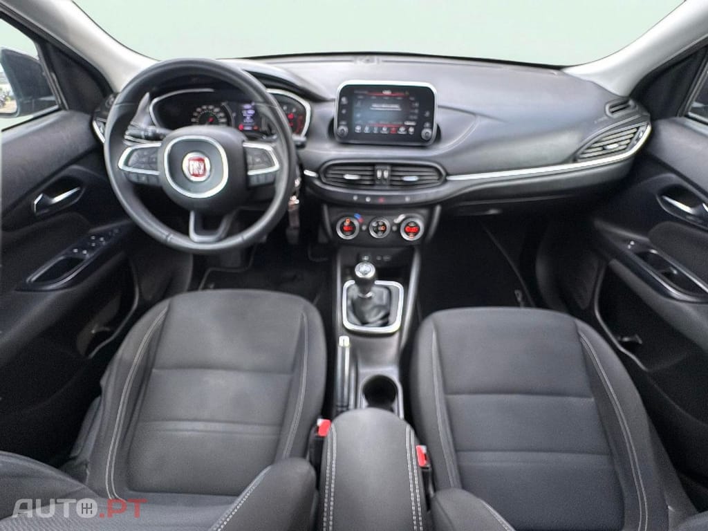 Fiat Tipo 1.3 M-Jet Lounge