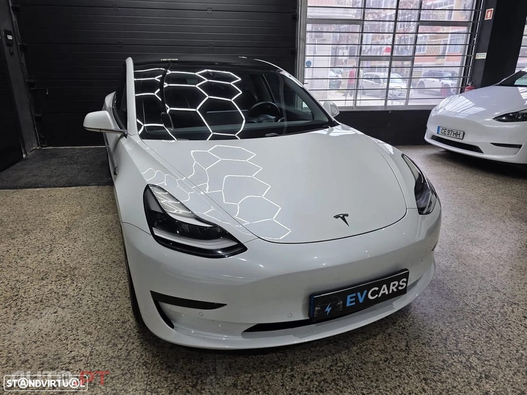 Tesla Model 3 Standard Range Plus RWD