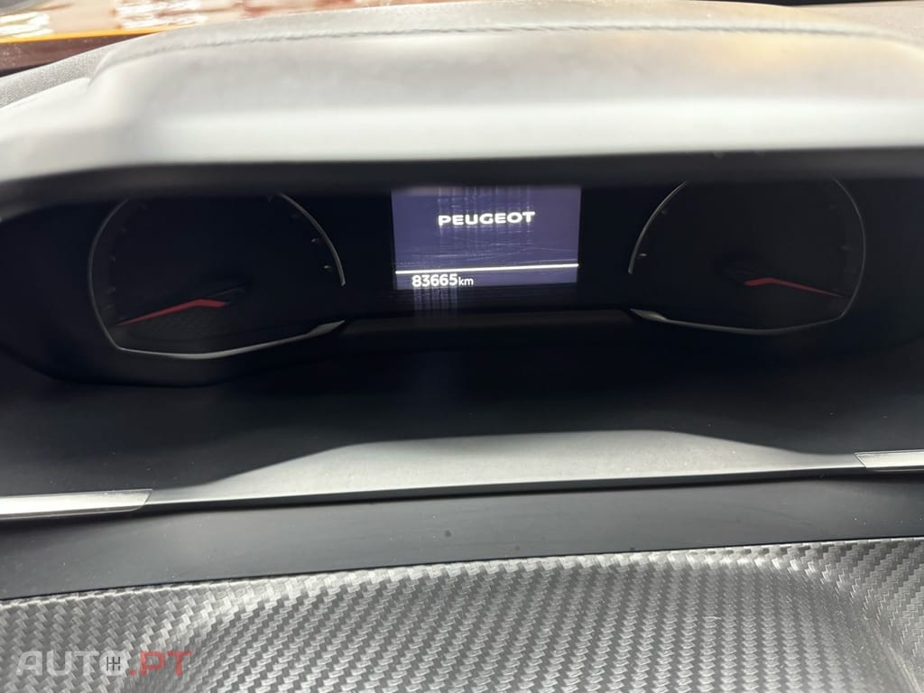 Peugeot 2008 1.2 PureTech Allure