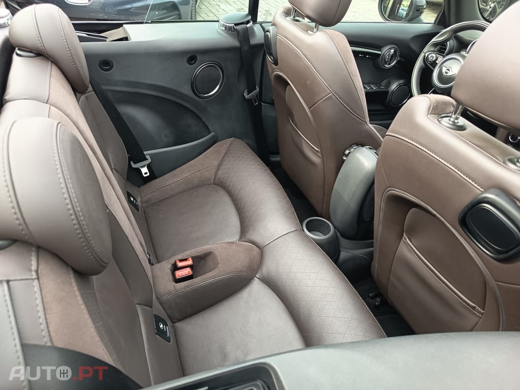 MINI Cabrio Cooper Premium Resolute Edition Auto