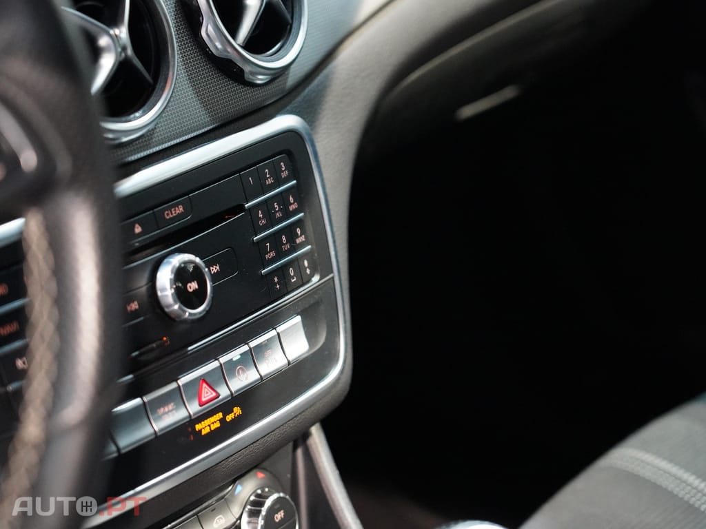 Mercedes-Benz GLA 180 d