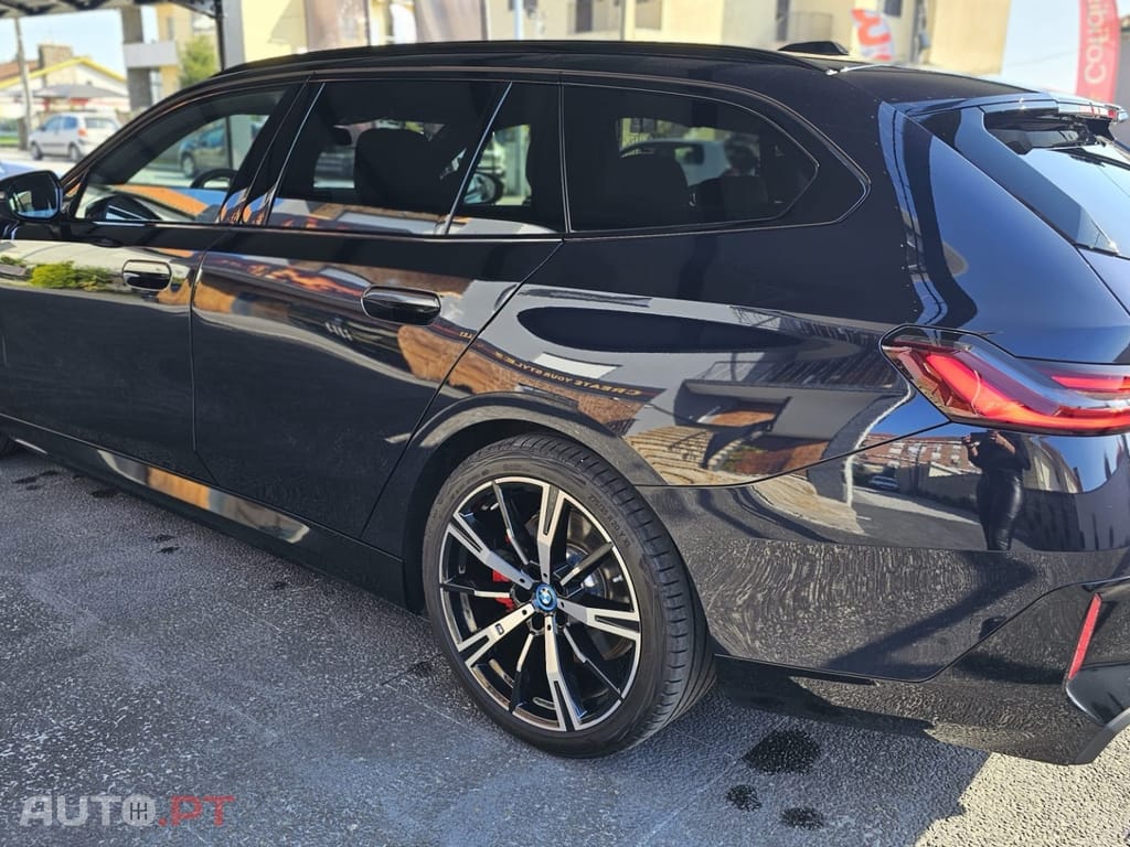 BMW i5 eDrive40 Pack Desportivo M Pro