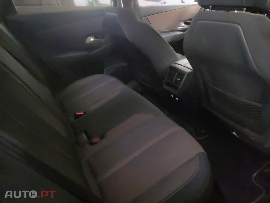 DS DS7 Crossback 1.5 BlueHDi Bastille EAT8