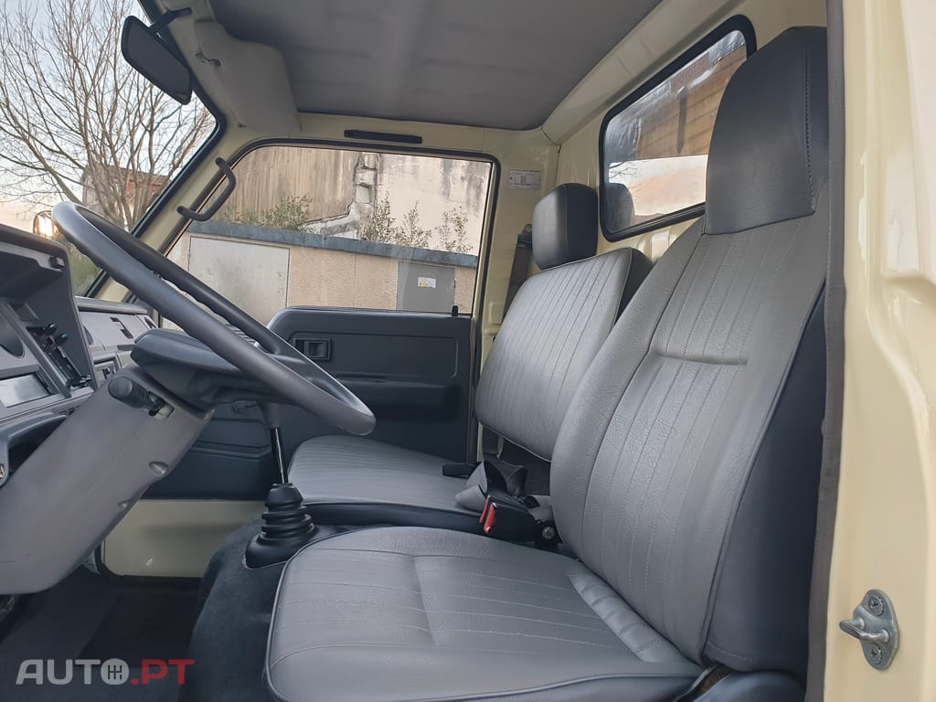 Toyota Dyna 150 2.8D 83cv