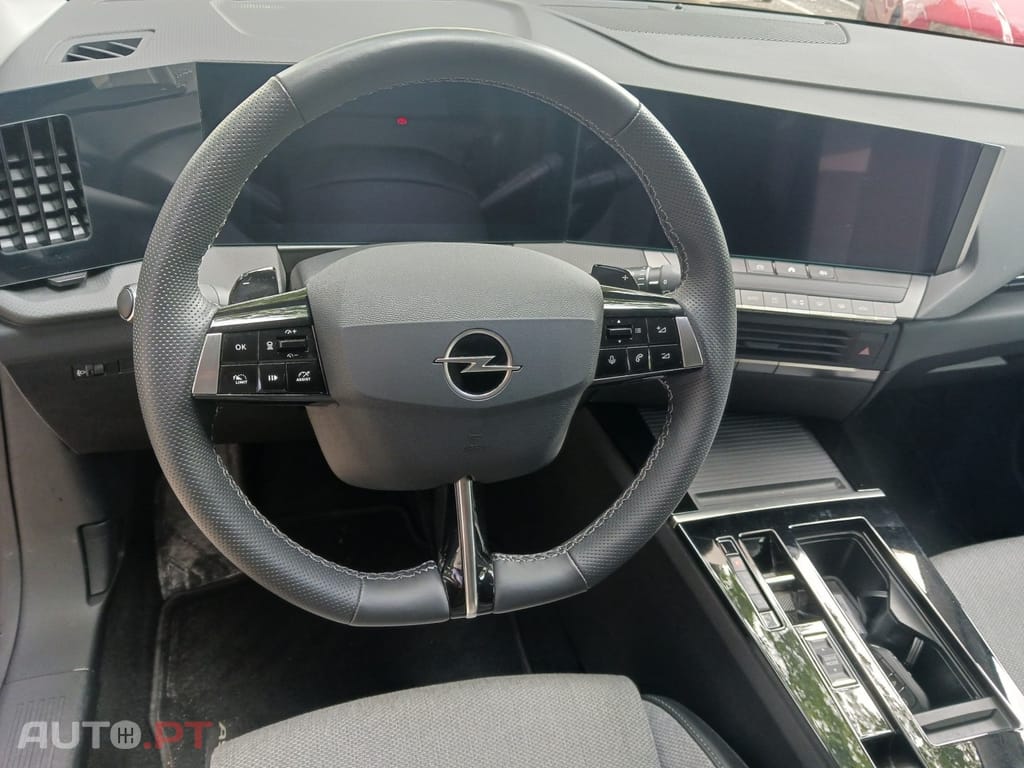 Opel Astra 1.5 D Elegance Aut.