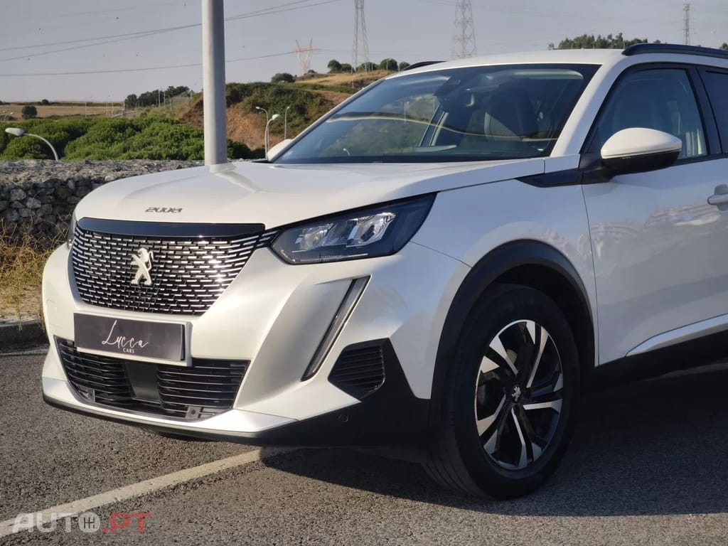 Peugeot 2008 PureTech 130 EAT8 Allure