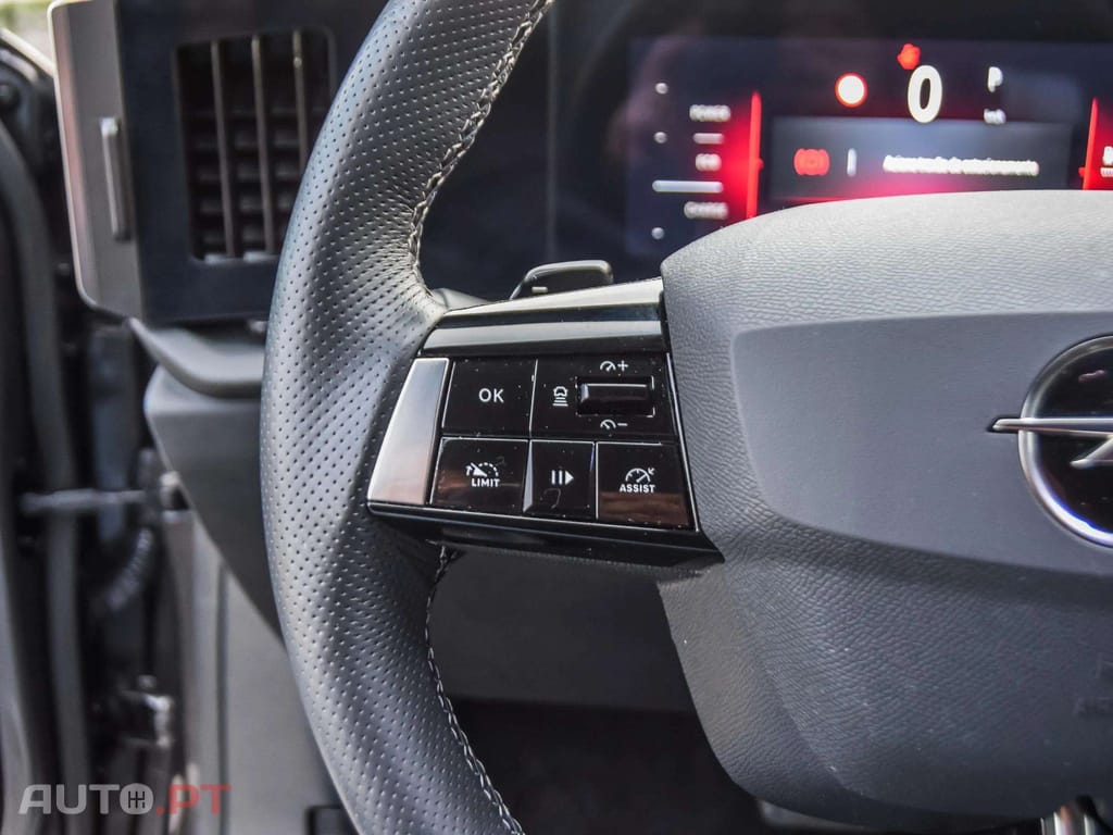 Opel Astra Sports Tourer 1.2 T Hybrid GS eDCT