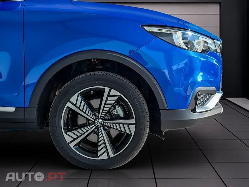 MG ZS 44.5 kWh Luxury